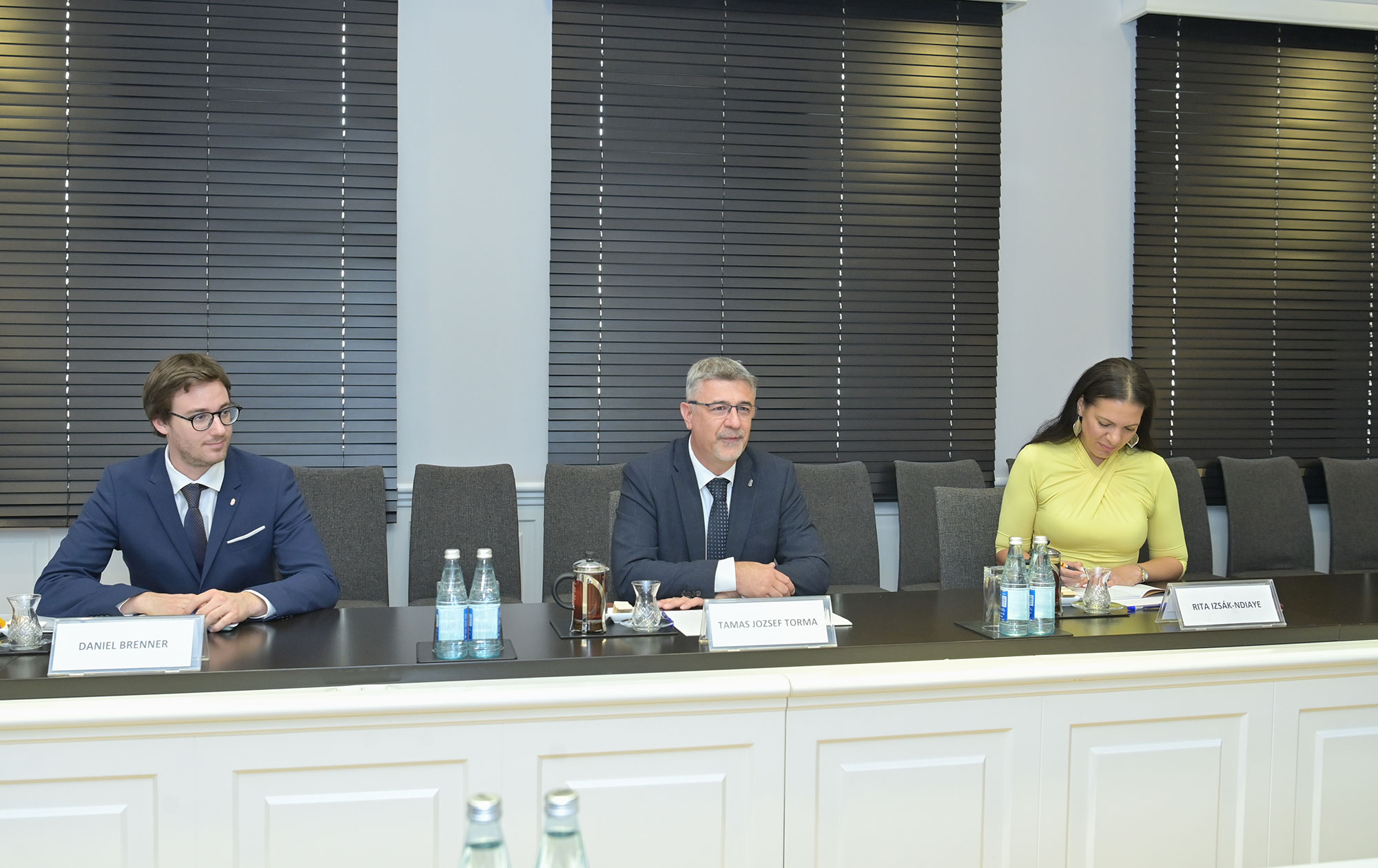 Nazir müavini Macarıstanın ölkəmizdəki səfiri ilə görüşüb