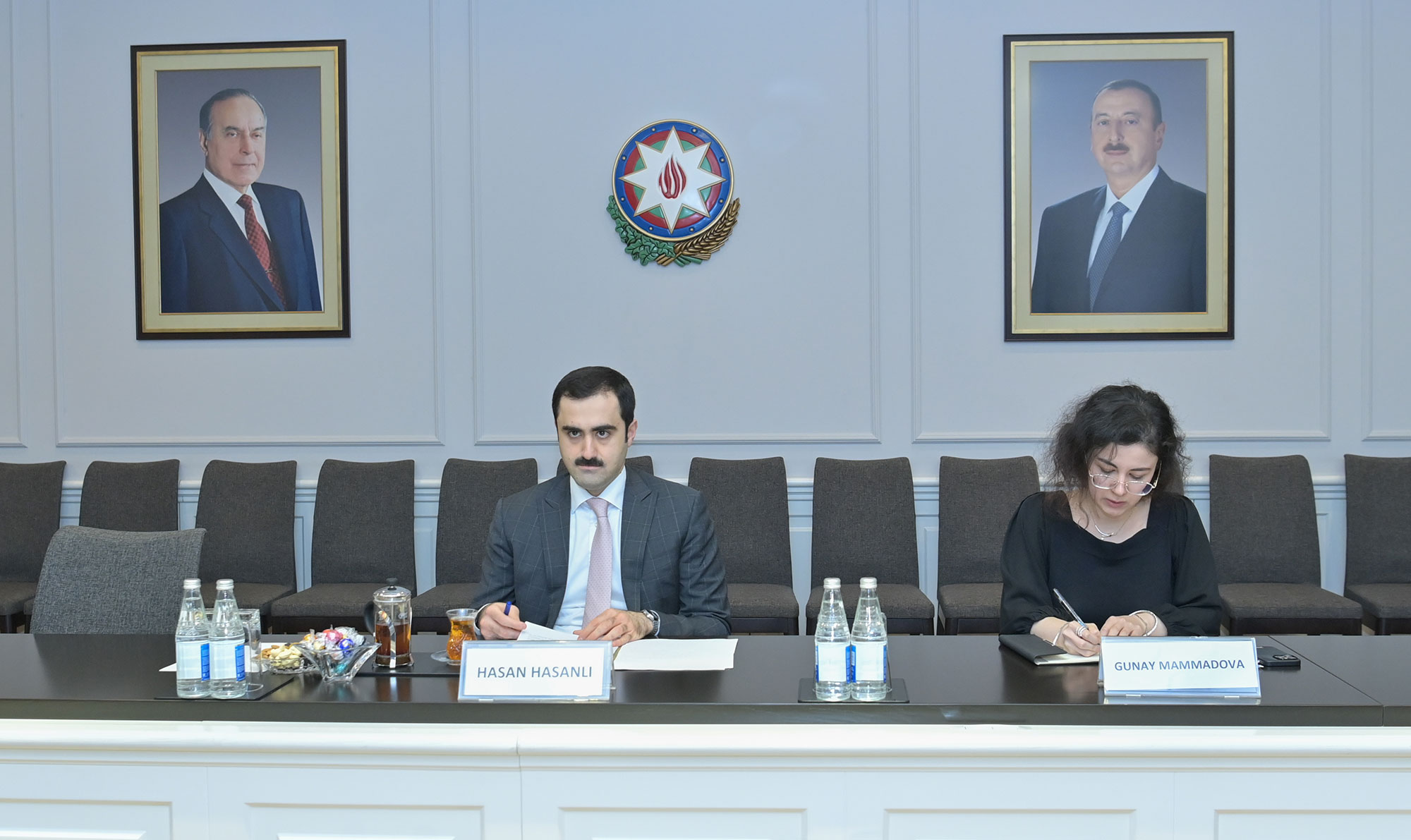 Nazir müavini Qazaxıstanın fövqəladə və səlahiyyətli səfiri ilə görüşüb