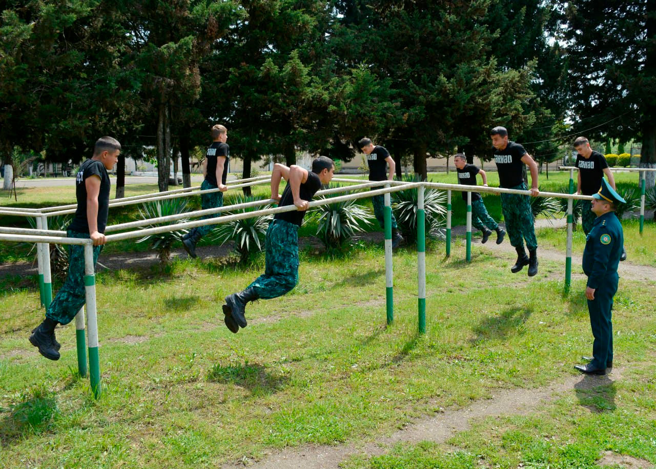 Nazir müavini “Sərhəd” hərbi-idman oyununun yekun tədbirində iştirak edib