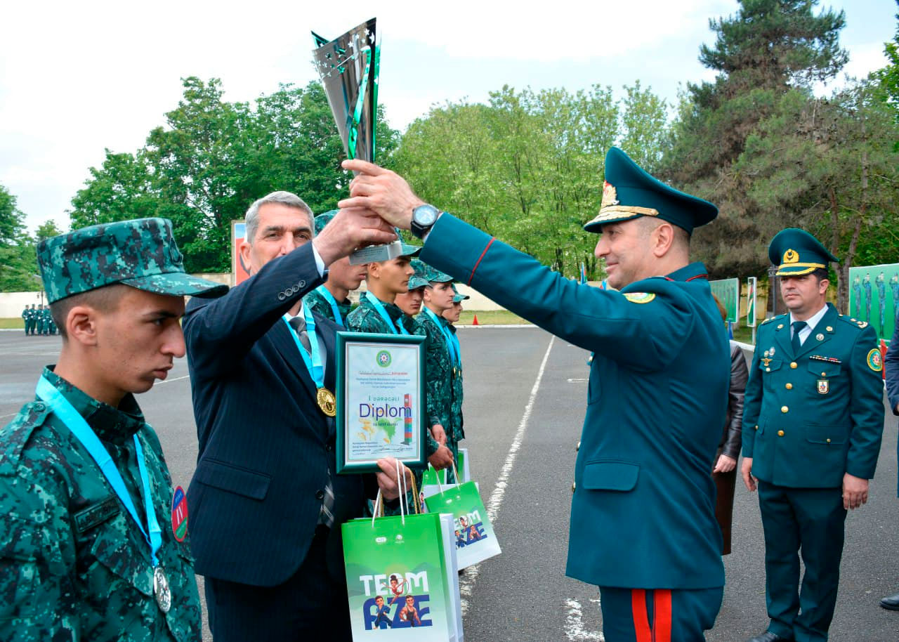 Nazir müavini “Sərhəd” hərbi-idman oyununun yekun tədbirində iştirak edib
