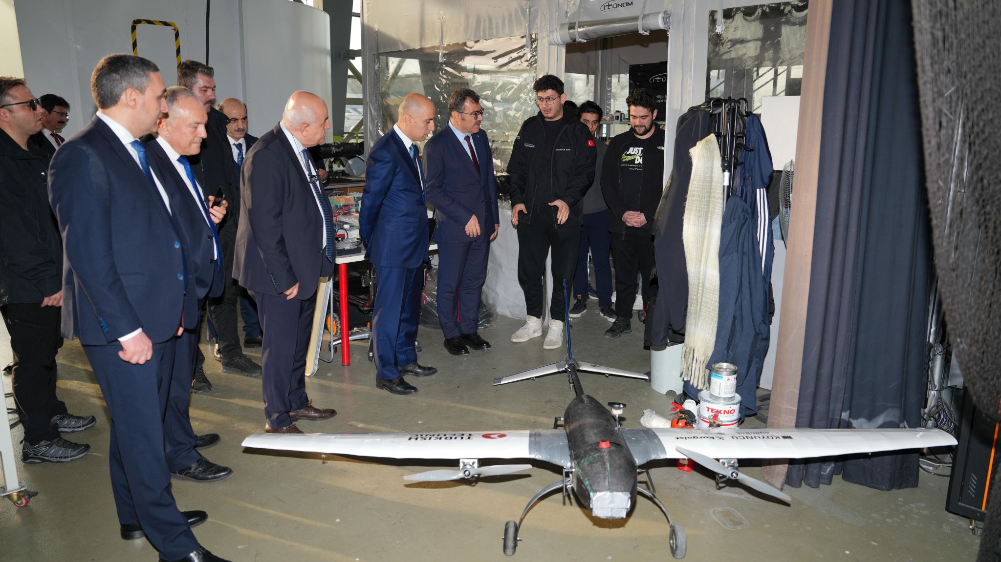 Nazir Türkiyədə təhsil alan azərbaycanlı doktorantlarla görüşüb