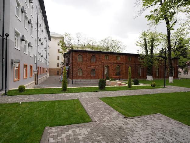 Nazir UNEC Zaqatala filialının tələbə evi və idman zalının açılışında iştirak edib