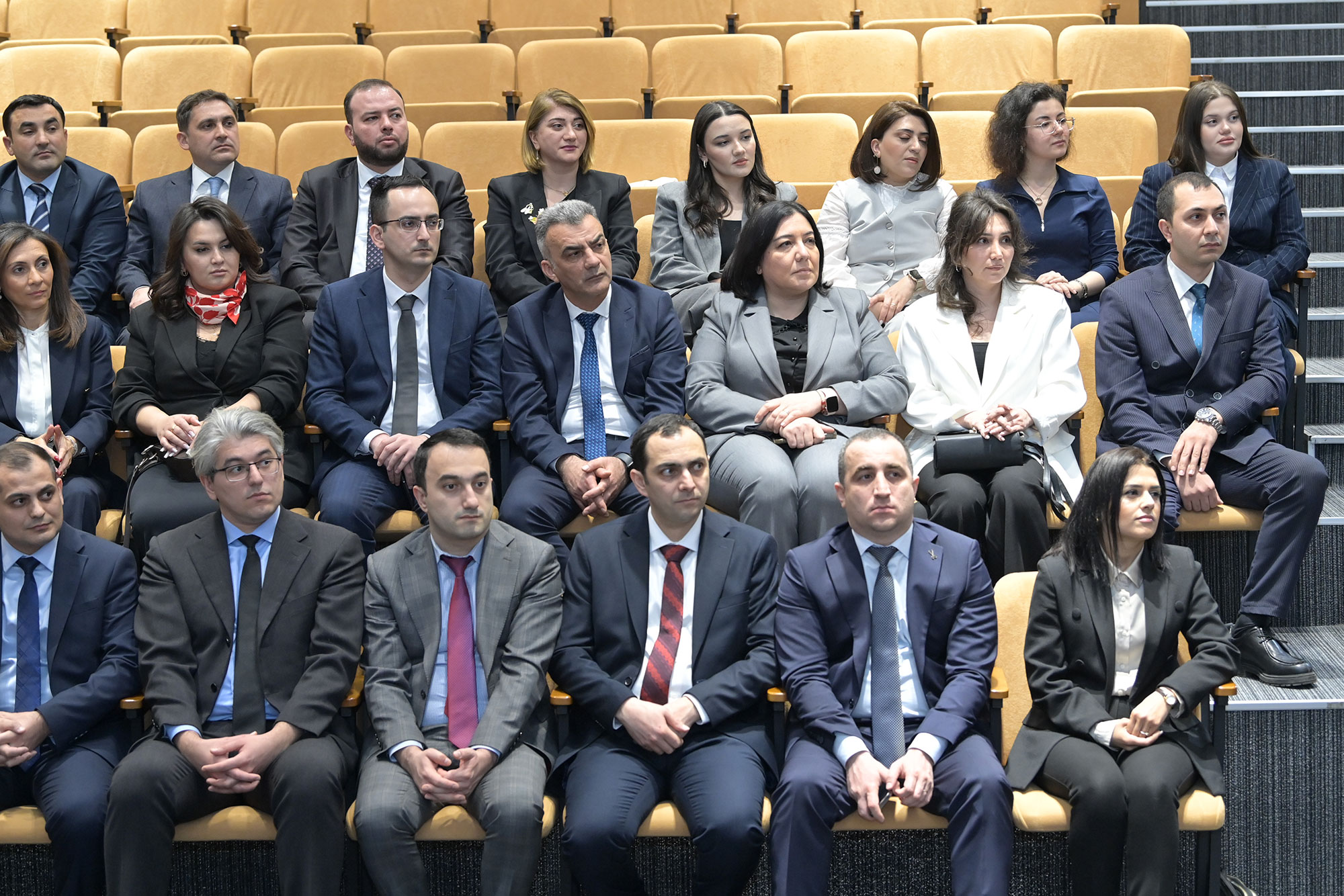 Nazirliyin bir qrup əməkdaşı təltif edilib