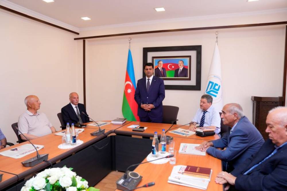 NDU-da 1975-ci ilin məzunları ilə görüş keçirilib 