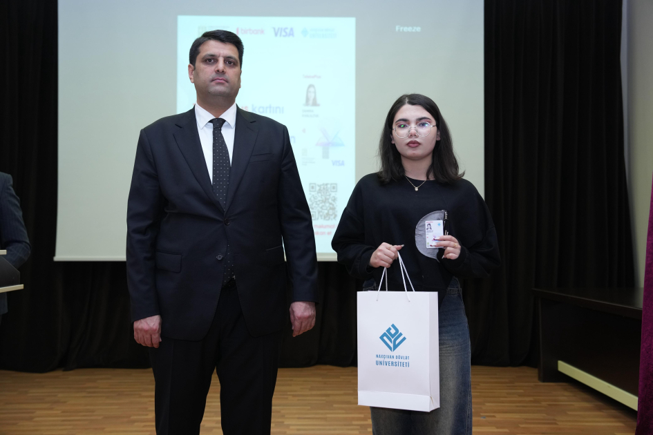 NDU-da akademik nailiyyətləri yüksək olan tələbələrə “TələbəPlus” kartları təqdim edilib 