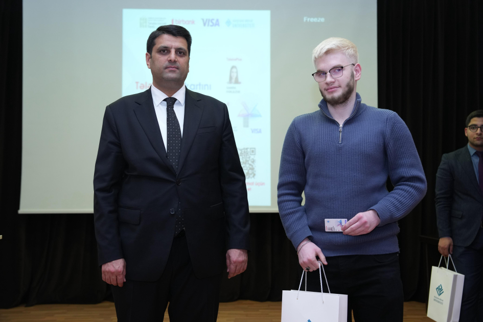 NDU-da akademik nailiyyətləri yüksək olan tələbələrə “TələbəPlus” kartları təqdim edilib