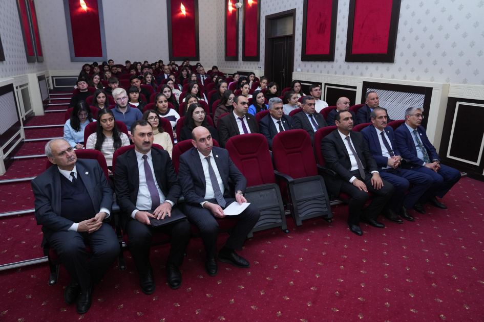 NDU-da akademik nailiyyətləri yüksək olan tələbələrə “TələbəPlus” kartları təqdim edilib