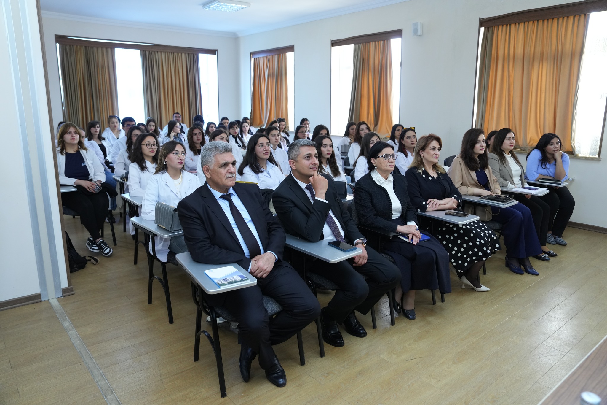 NDU-da “Beynəlxalq təlim aylığı” çərçivəsində professor Qərib Mürşüdov təlim keçib