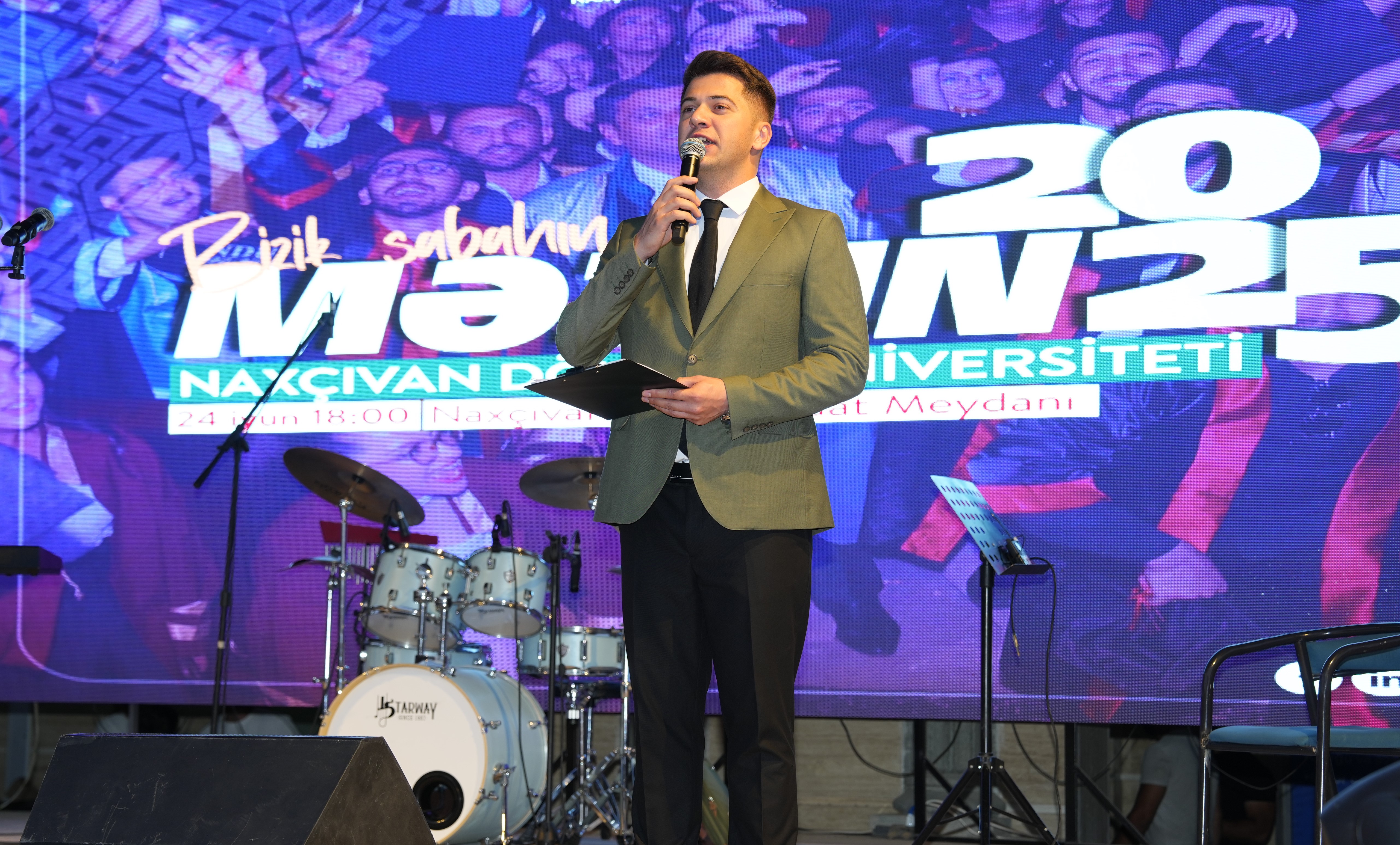 NDU-da “Məzun günü” keçirildi