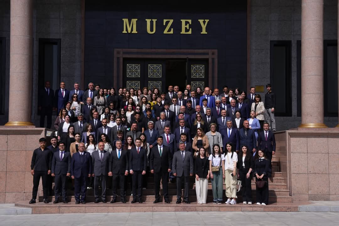 NDU-da “Ulu Öndərin xatirə həftəsi”nə start verilib