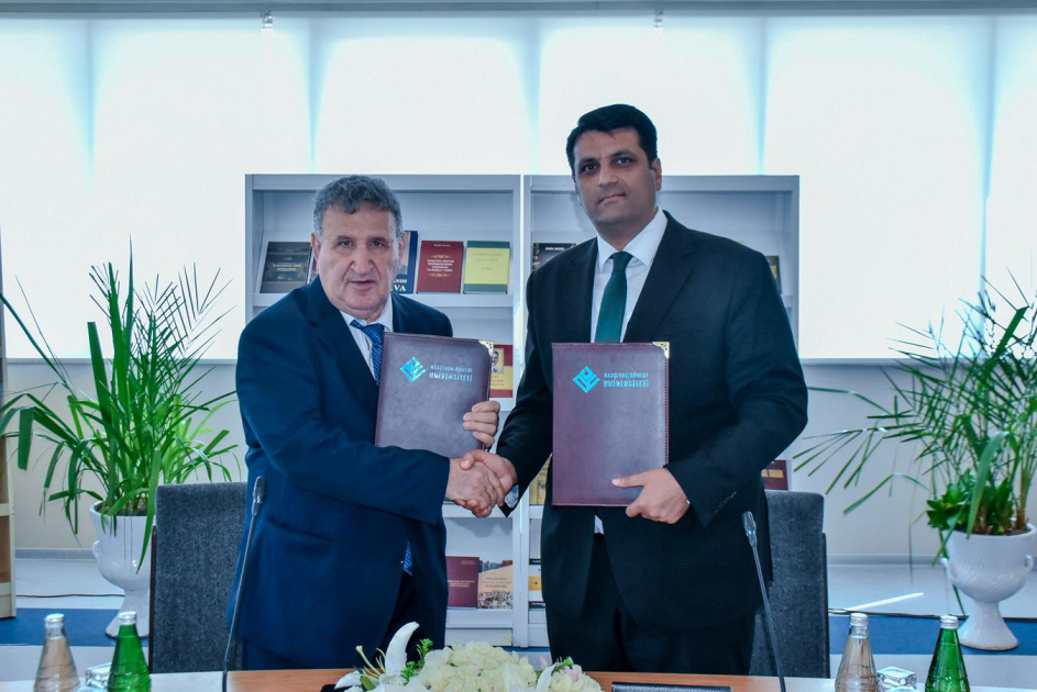 NDU ilə AMEA arasında Əməkdaşlıq Memorandumu imzalanıb 