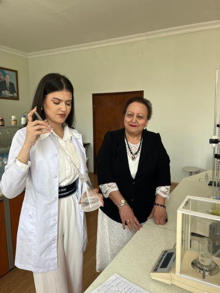 NDU-nun tələbələri Beynəlxalq Kimya Müsabiqəsinin qalibi olublar