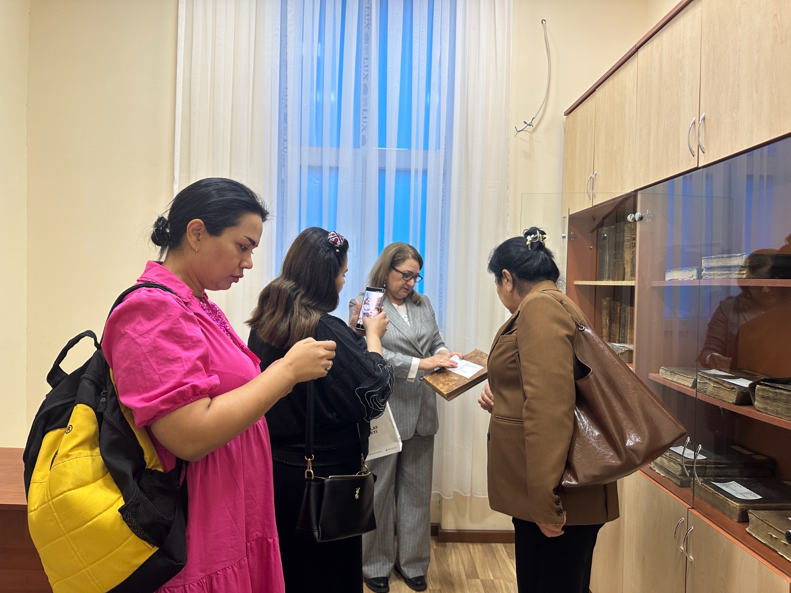 Nəvai Dövlət Universitetinin müəllimləri ADPU-da təcrübə keçiblər