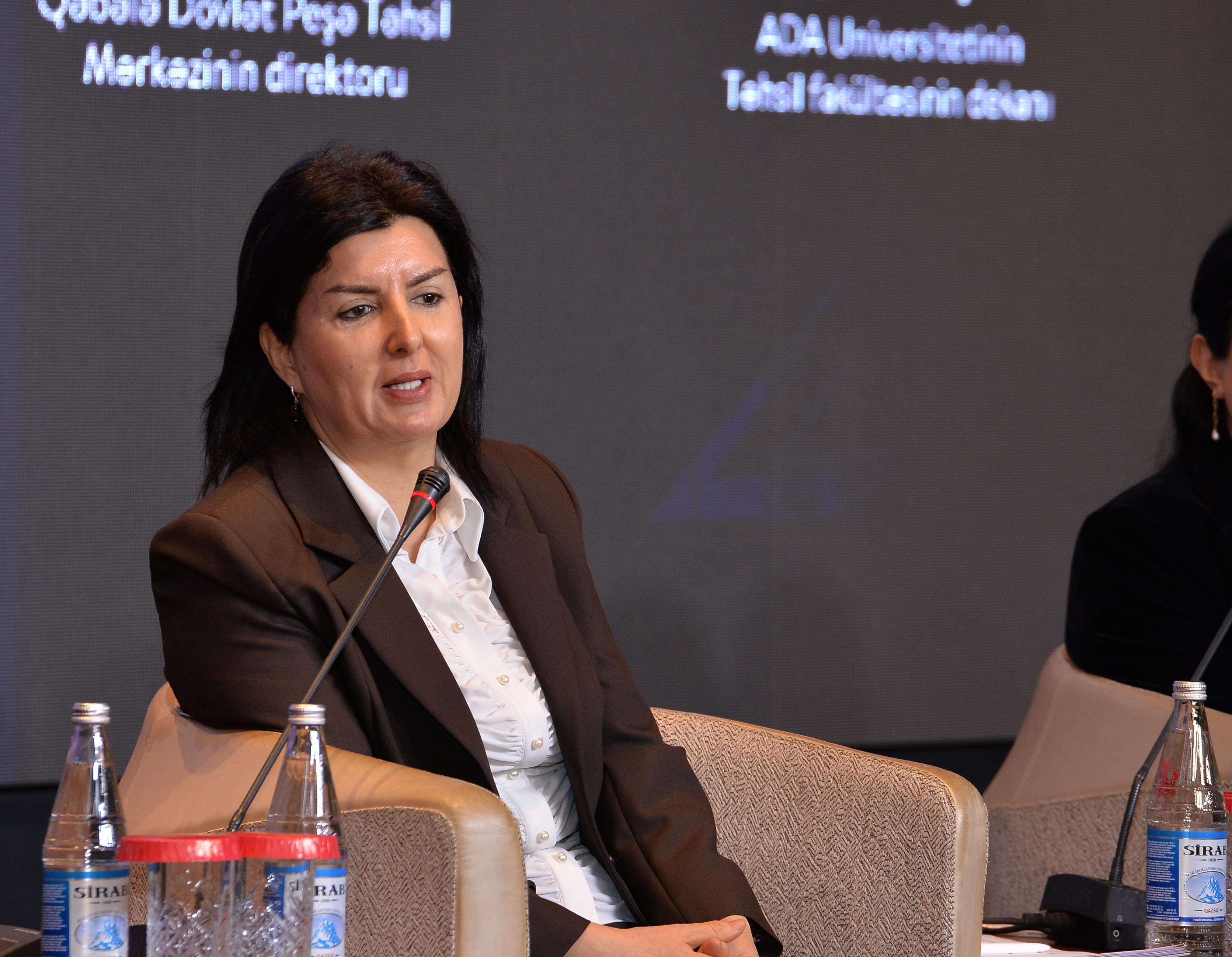 Nəzakət Mehdiyeva: Müəllim dərsi dinamik keçməli, tələbəni müasir çağırışlara hazırlamalıdır 