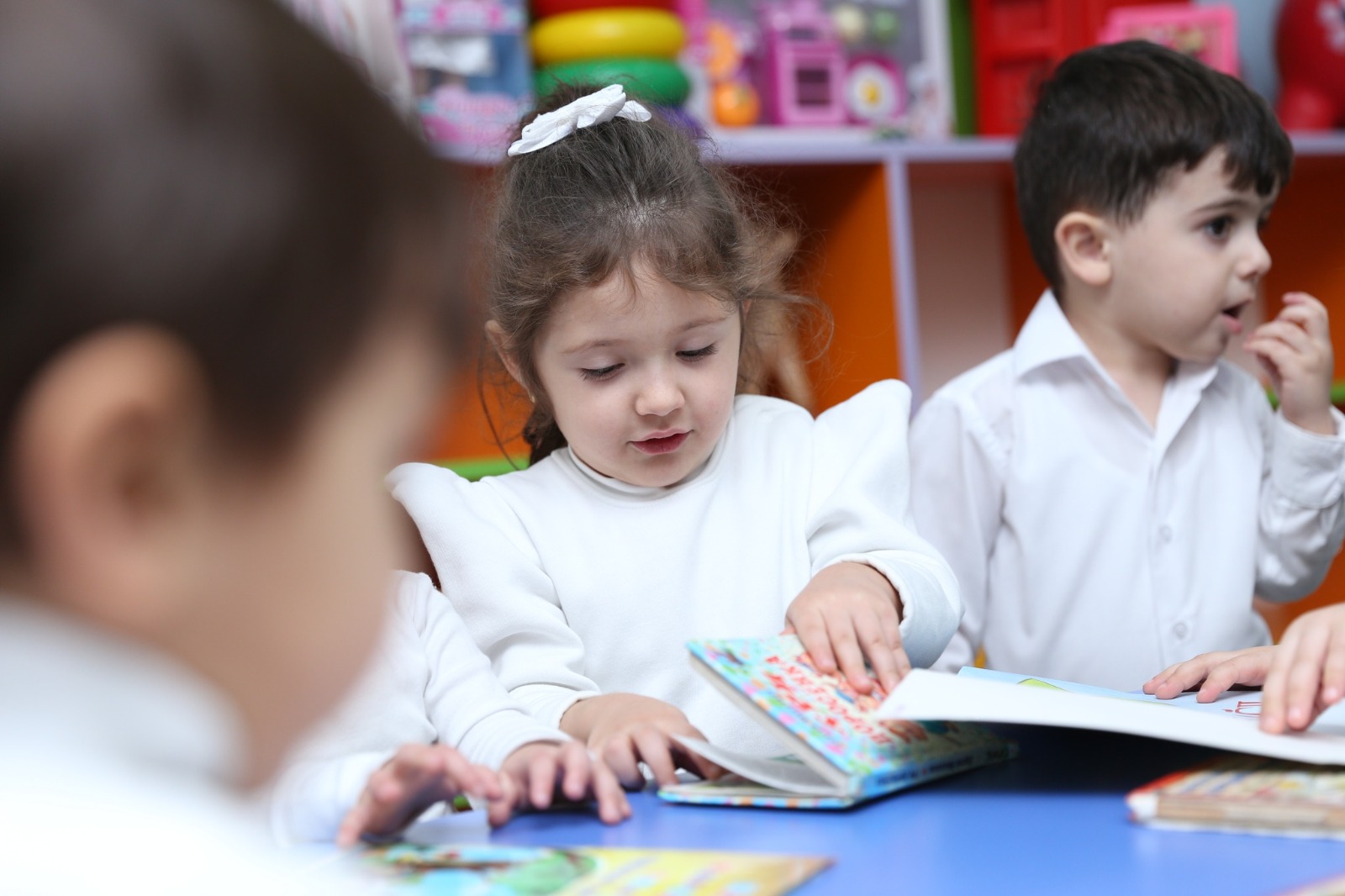 Ölkə üzrə 117 min uşaq məktəbəqədər təhsilə cəlb olunub 