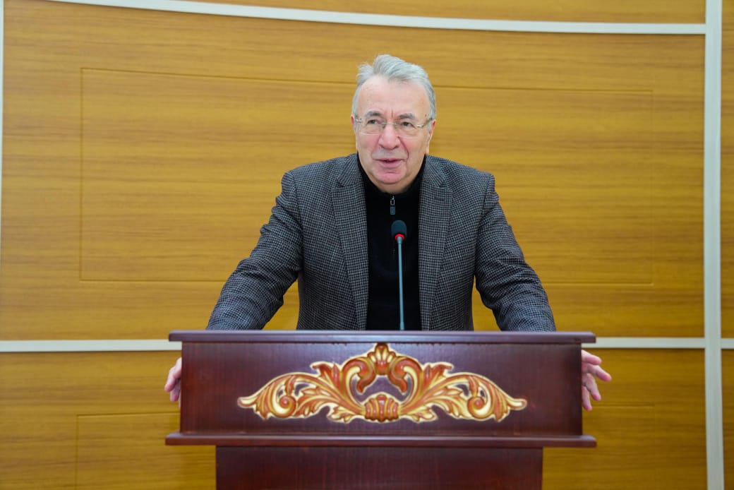 Ölkə xaricində 250-yə yaxın alimimiz fəaliyyət göstərir 