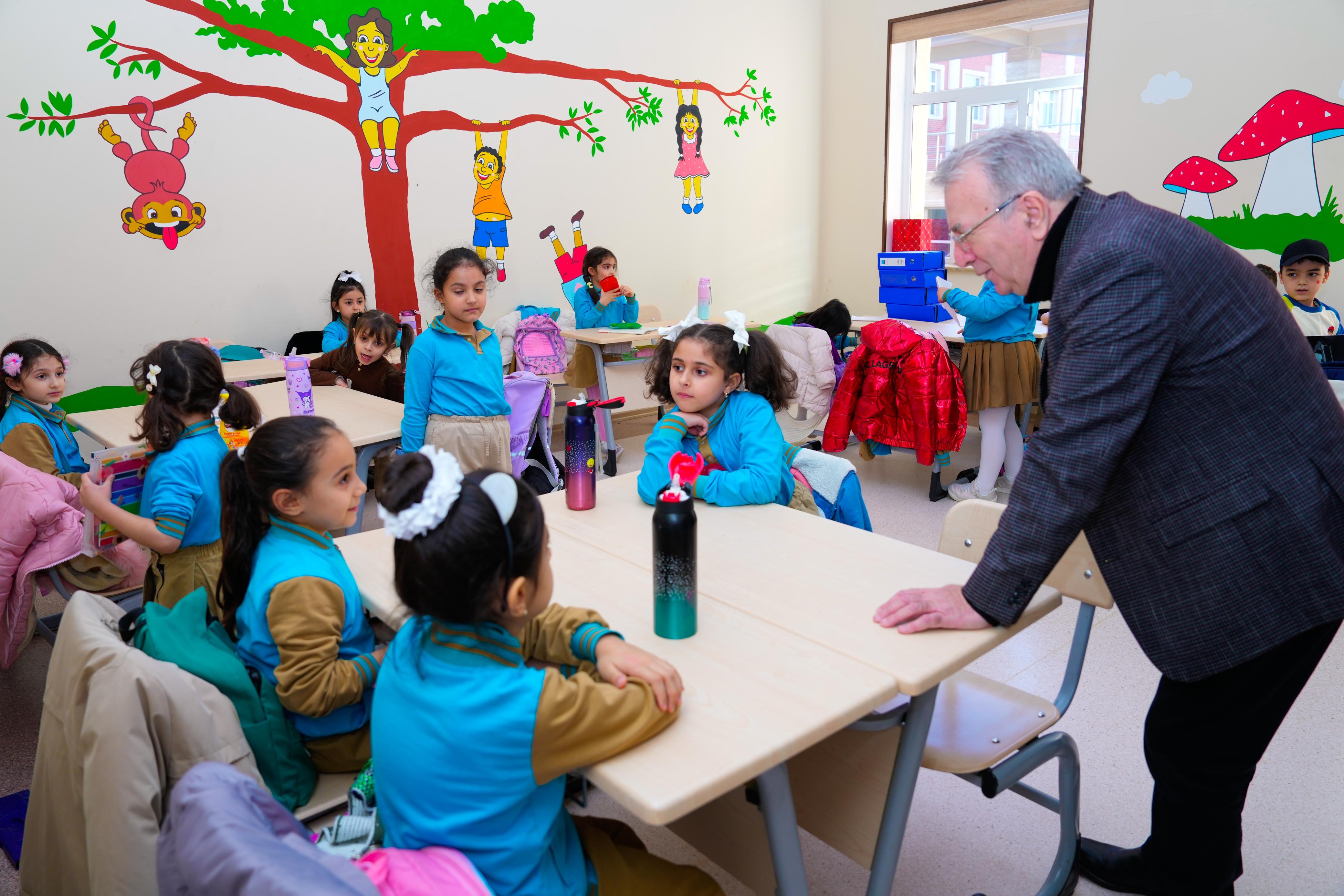 Ölkə xaricində 250-yə yaxın alimimiz fəaliyyət göstərir