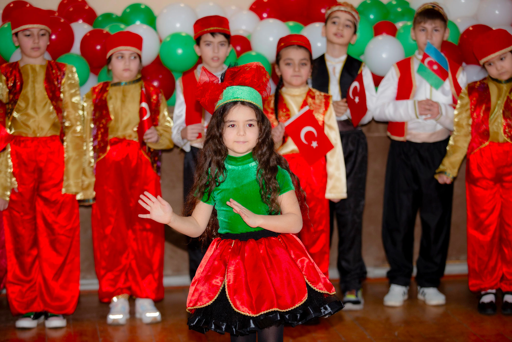 "Ölkələri tanıyaq və tanıdaq" mövzusunda tədbirlər keçirilib