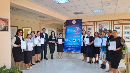 "Onlayn ünsiyyət üzrə beynəlxalq sertifikasiya" layihəsinin bağlanış tədbiri keçirilib