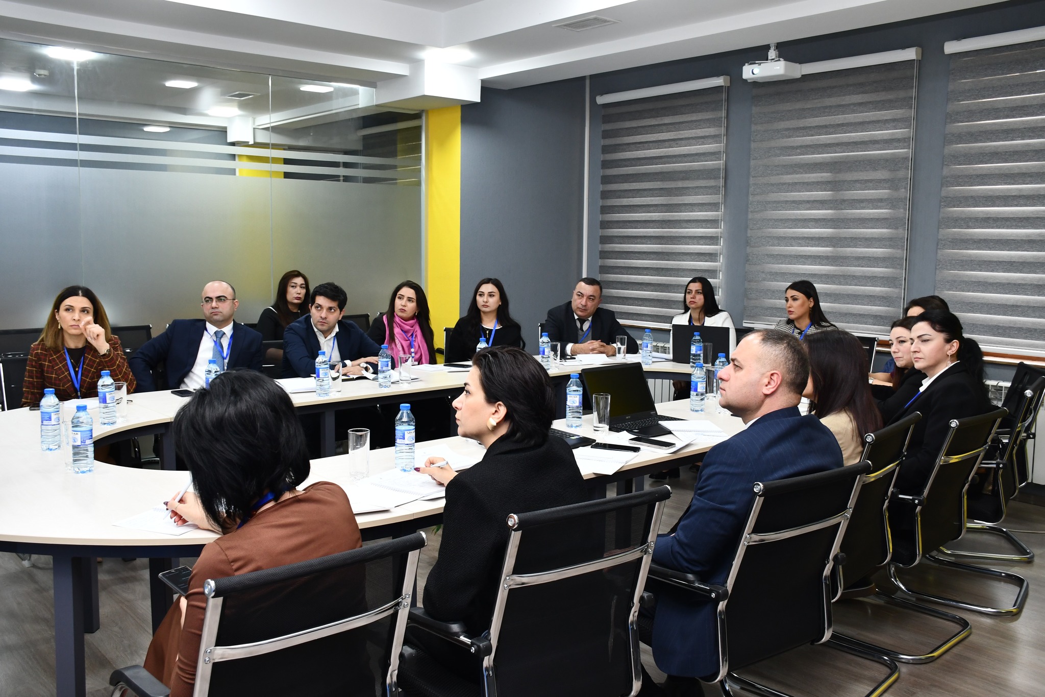 Orta ixtisas təhsil müəssisələrinin rəhbərləri üçün təlimlər təşkil olunub