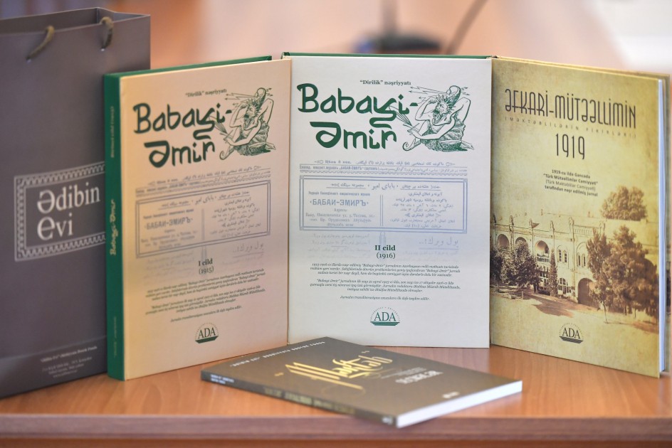 Ötən əsrin üç jurnalı transliterasiya olundu 