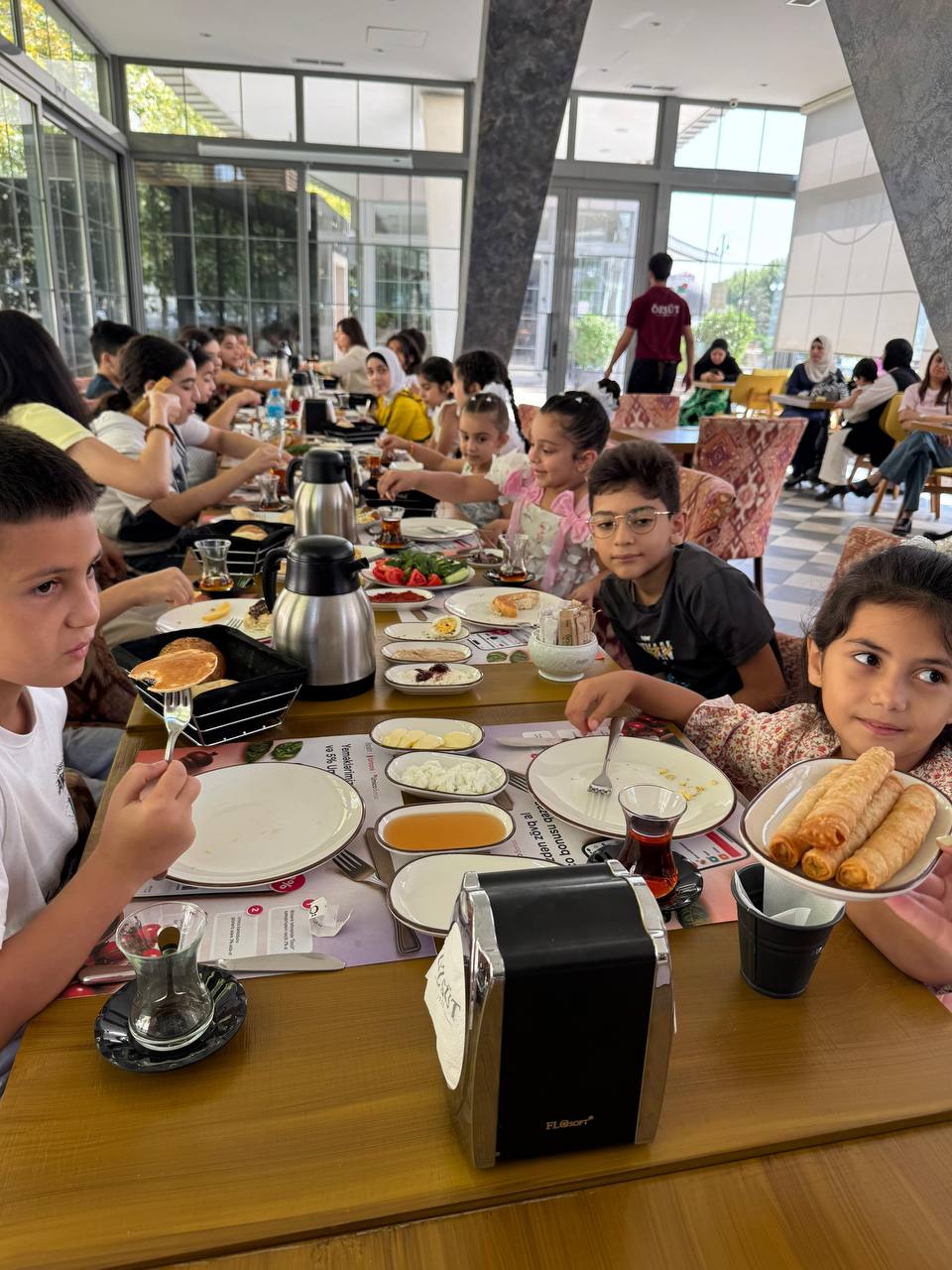 "Oxut" layihəsi çərçivəsində “Məzun günü” görüşü baş tutub