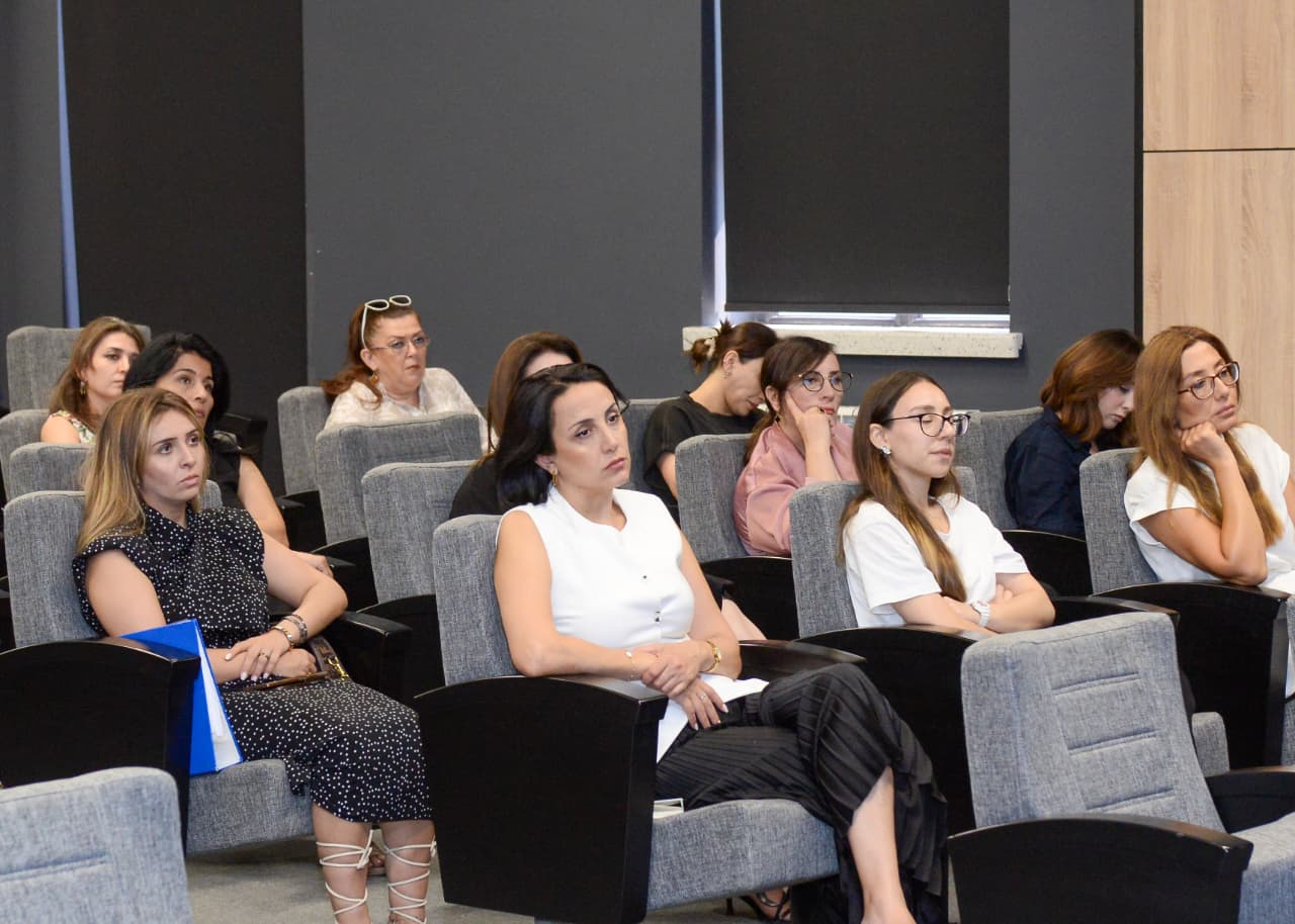 Özəl bağçalar üçün MTİS üzrə təlim keçirilib