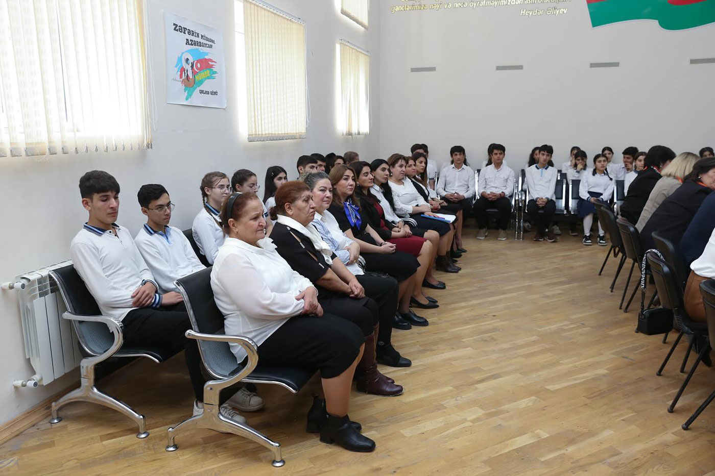 Paytaxt məktəblərində erkən nikah mövzusunda tədbirlər keçirilib