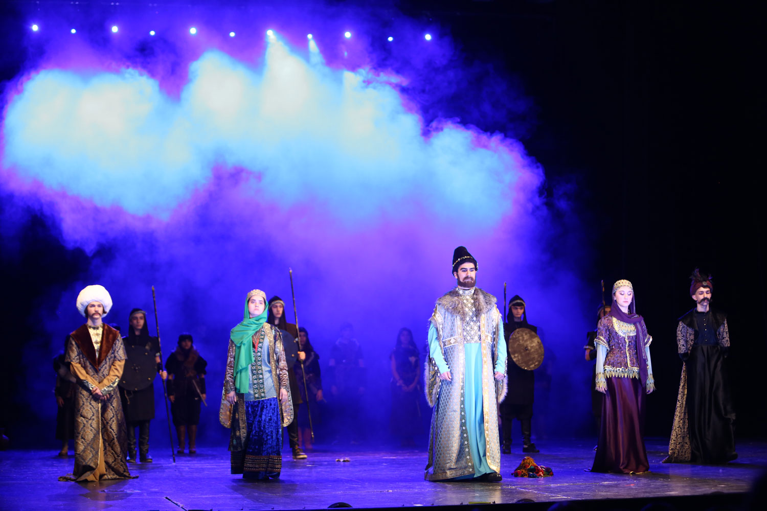 Paytaxt məktəblilərindən maraqlı Novruz tamaşası 