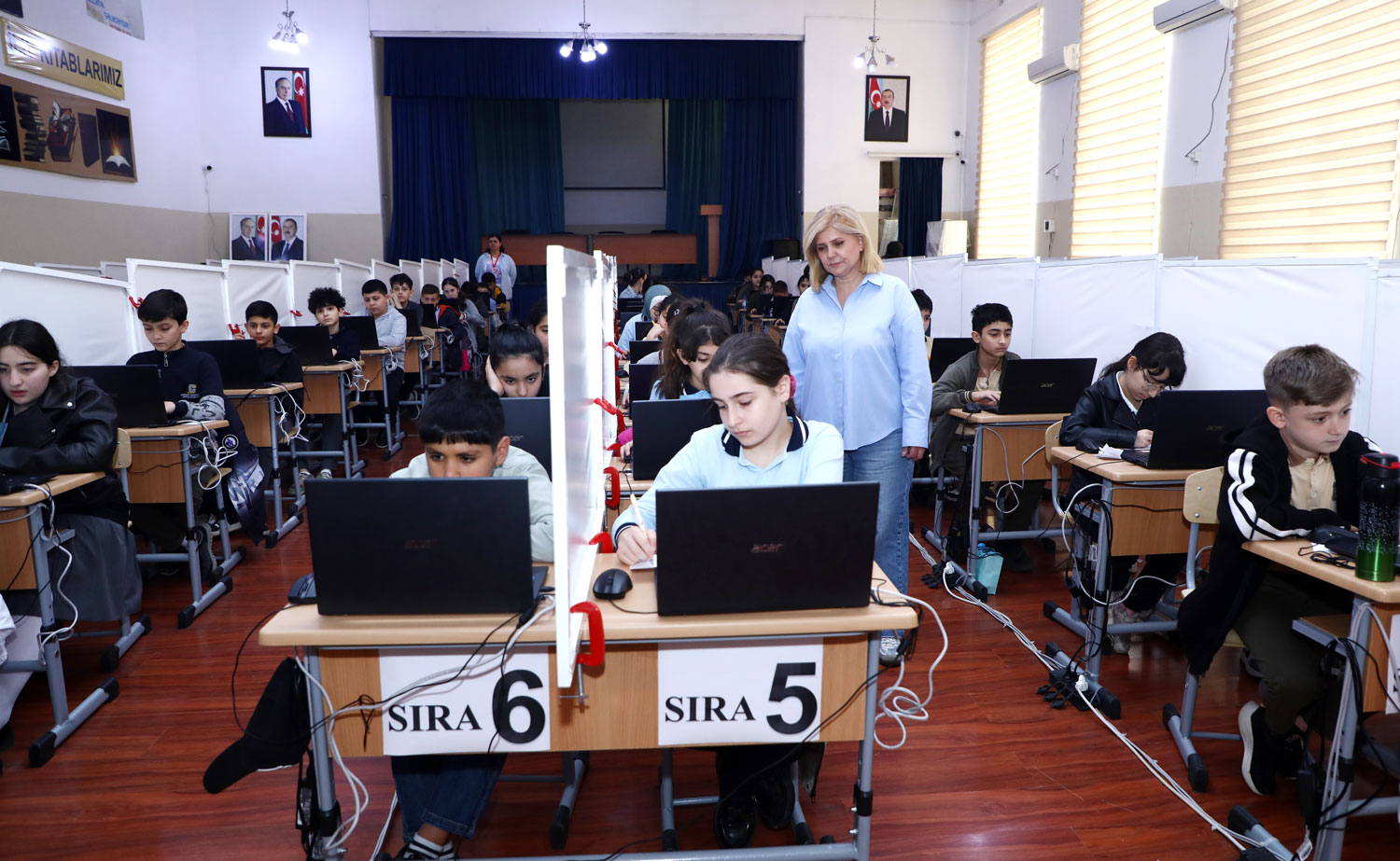 Paytaxtda 50 minə yaxın VI sinif şagirdi monitorinqdə iştirak edib