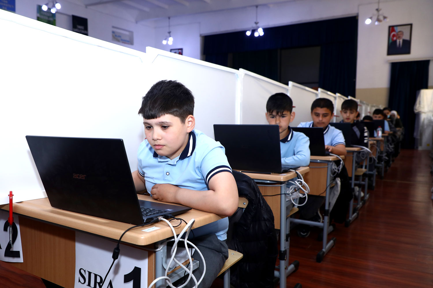 Paytaxtda 50 minə yaxın VI sinif şagirdi monitorinqdə iştirak edib