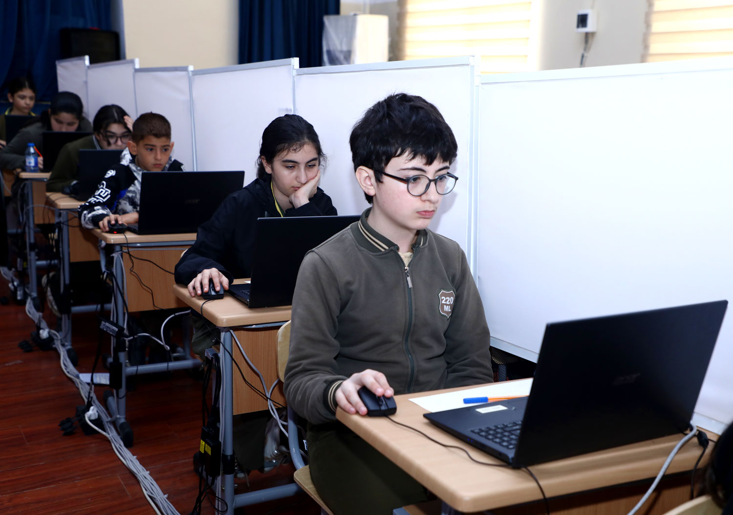 Paytaxtda 50 minə yaxın VI sinif şagirdi monitorinqdə iştirak edib