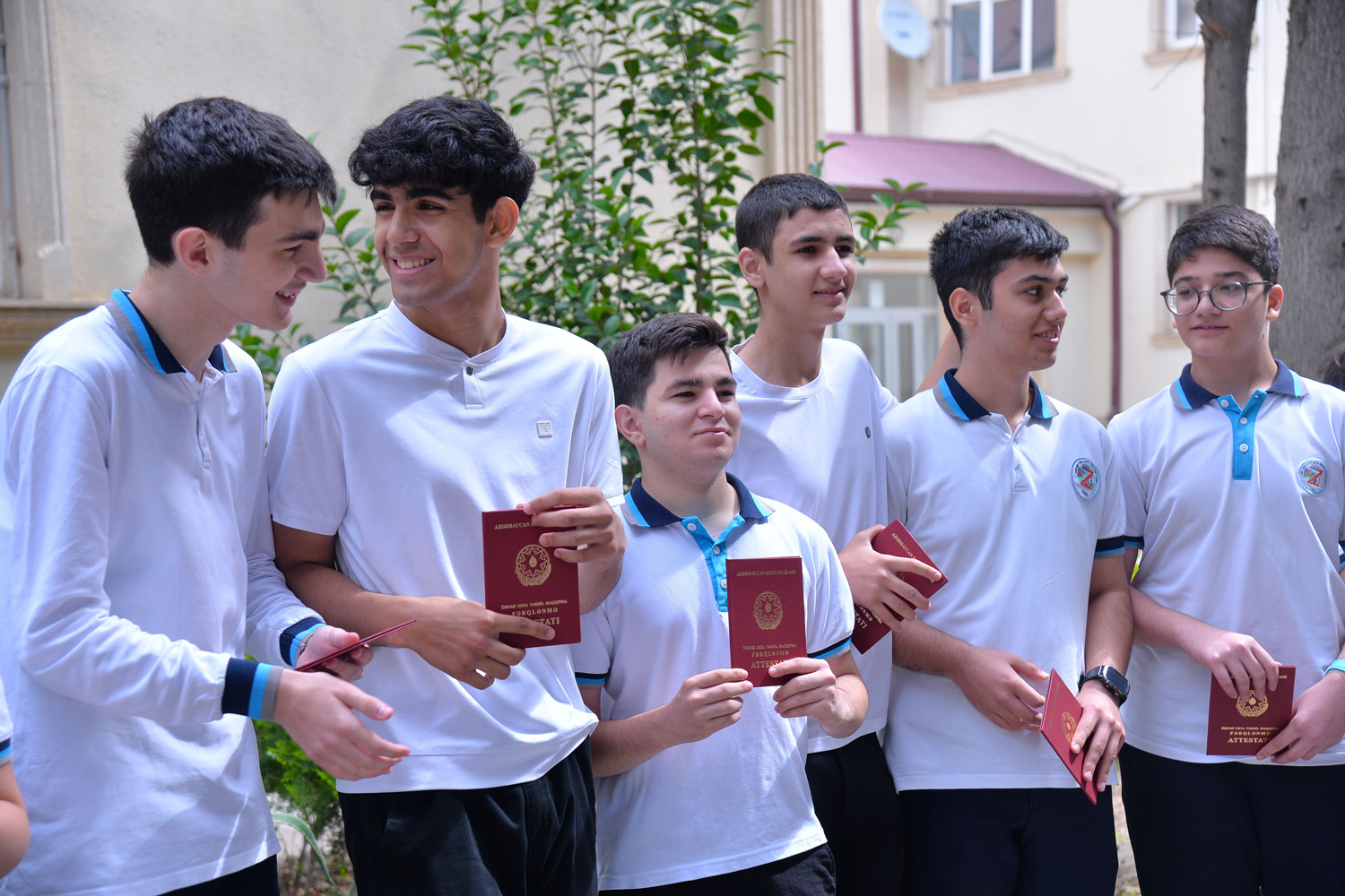 Paytaxtda IX sinfi fərqlənmə attestatı ilə bitirənlərin sayı açıqlanıb