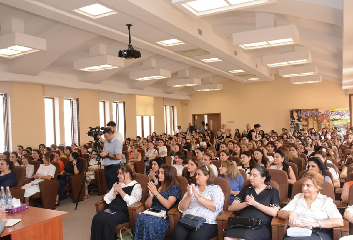 Paytaxtda sentyabr konfransının ikinci günündə nələr müzakirə edildi? 