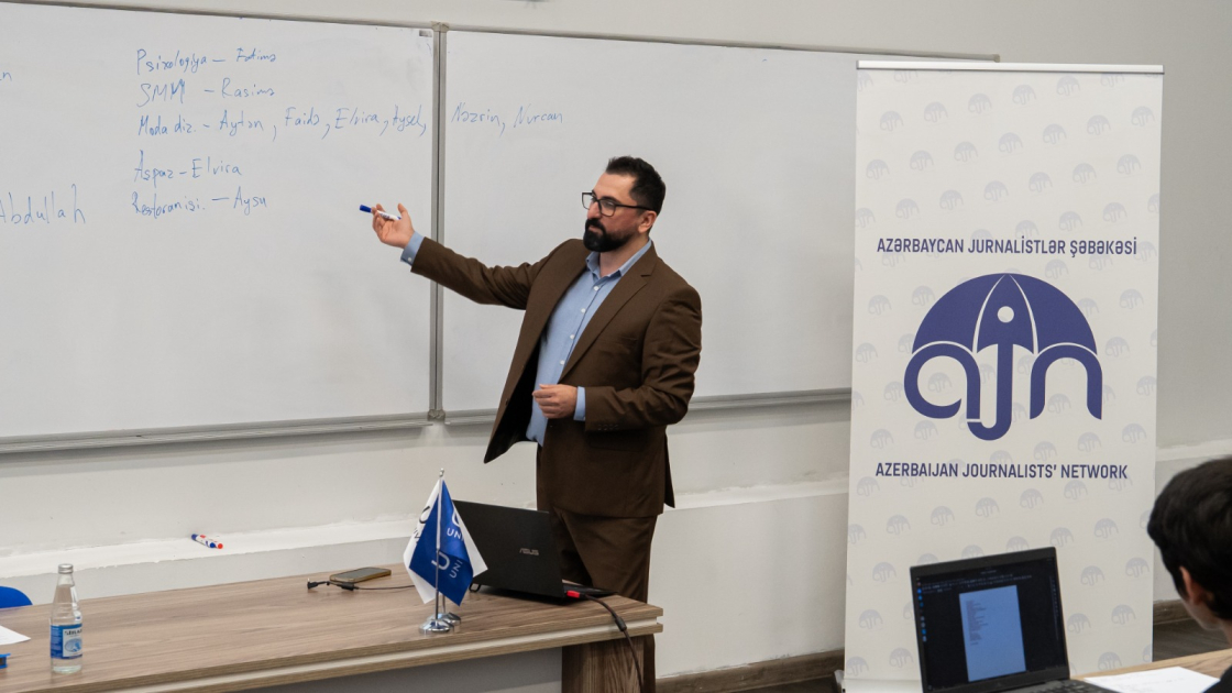 Peşə məktəblərinin tələbələri üçün təlimlər təşkil olunub