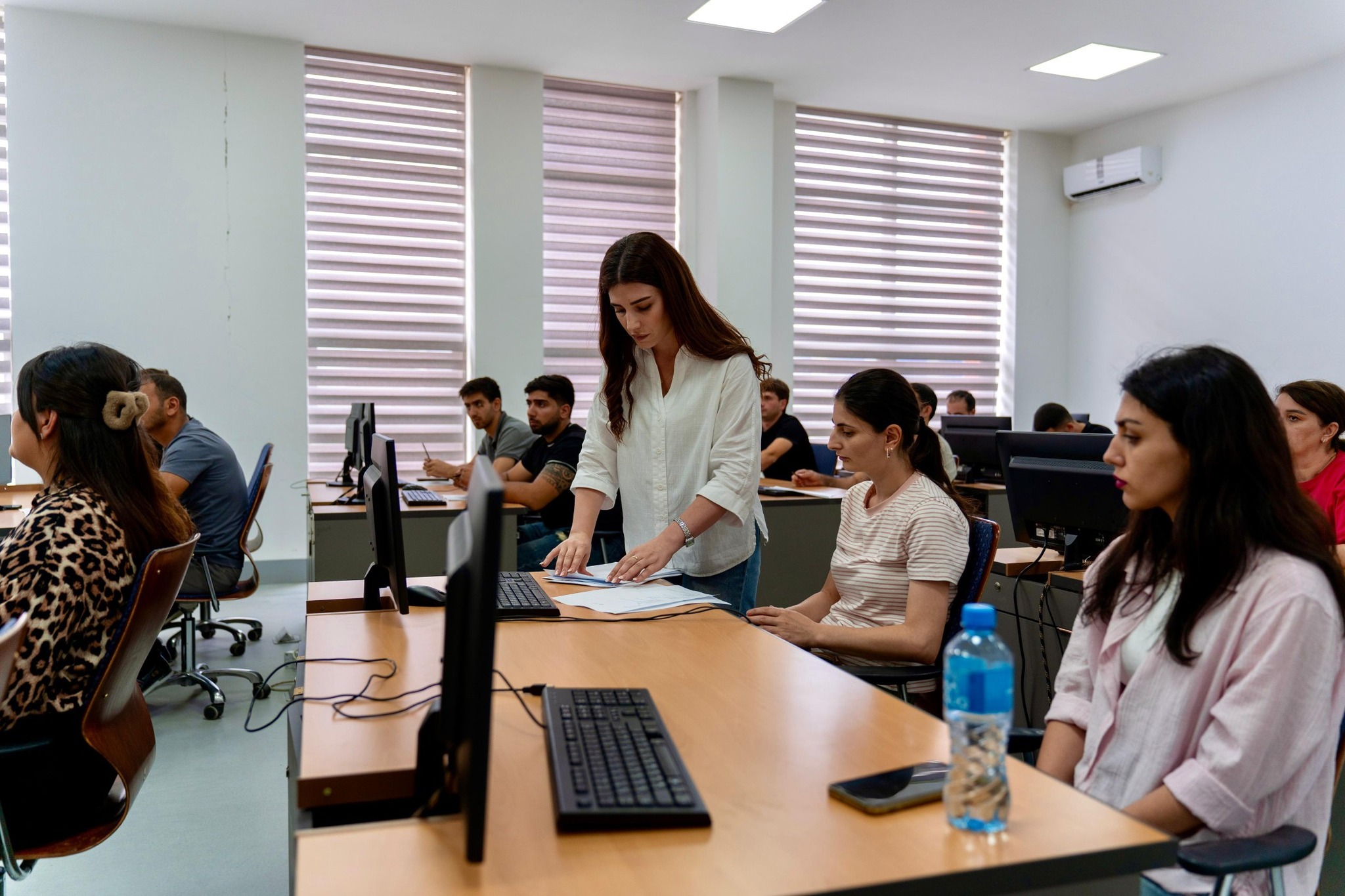 Peşə mərkəzində “Azərsilah"ın əməkdaşları üçün ixtisasartırma təlimlərinə start verilib