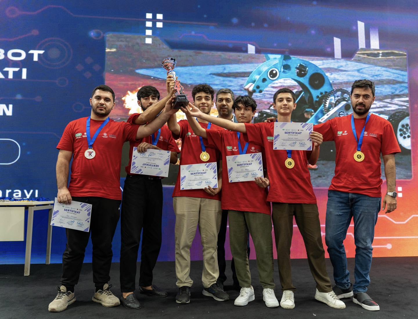 Peşə mərkəzinin tələbələri böyük uğura imza atıblar