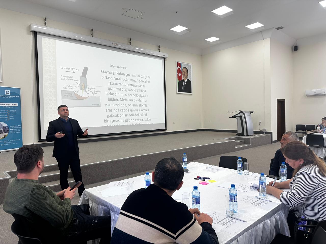 Peşə təhsili müəssisələrində 200 təhsilverən üçün təlim keçirilib