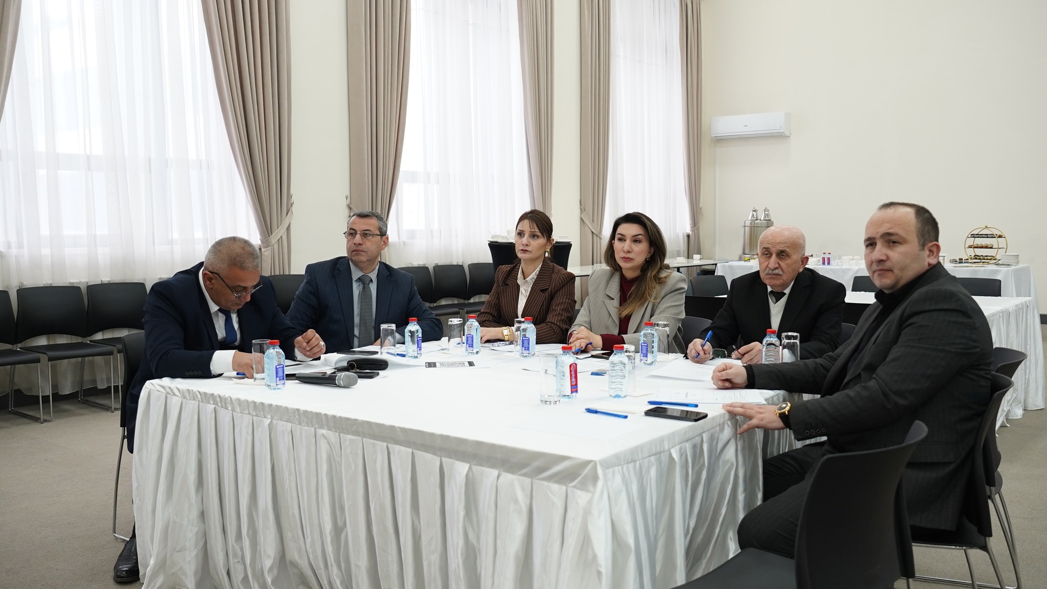 Peşə təhsili müəssisələrinin rəhbərləri üçün təlimlər keçirilib