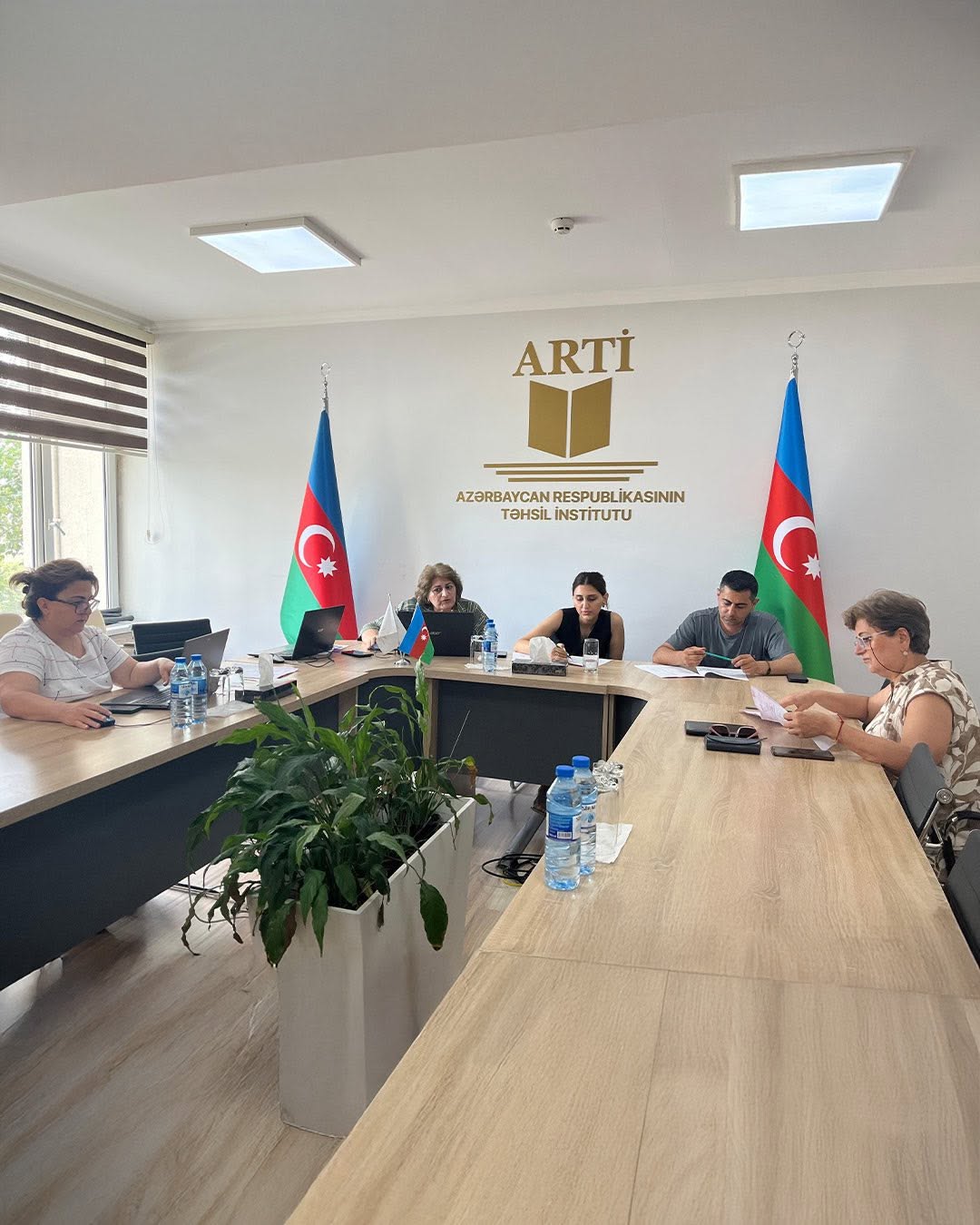 Peşə Təmayüllü Siniflər üçün proqramların yenilənməsi ilə bağlı görüş keçirilib