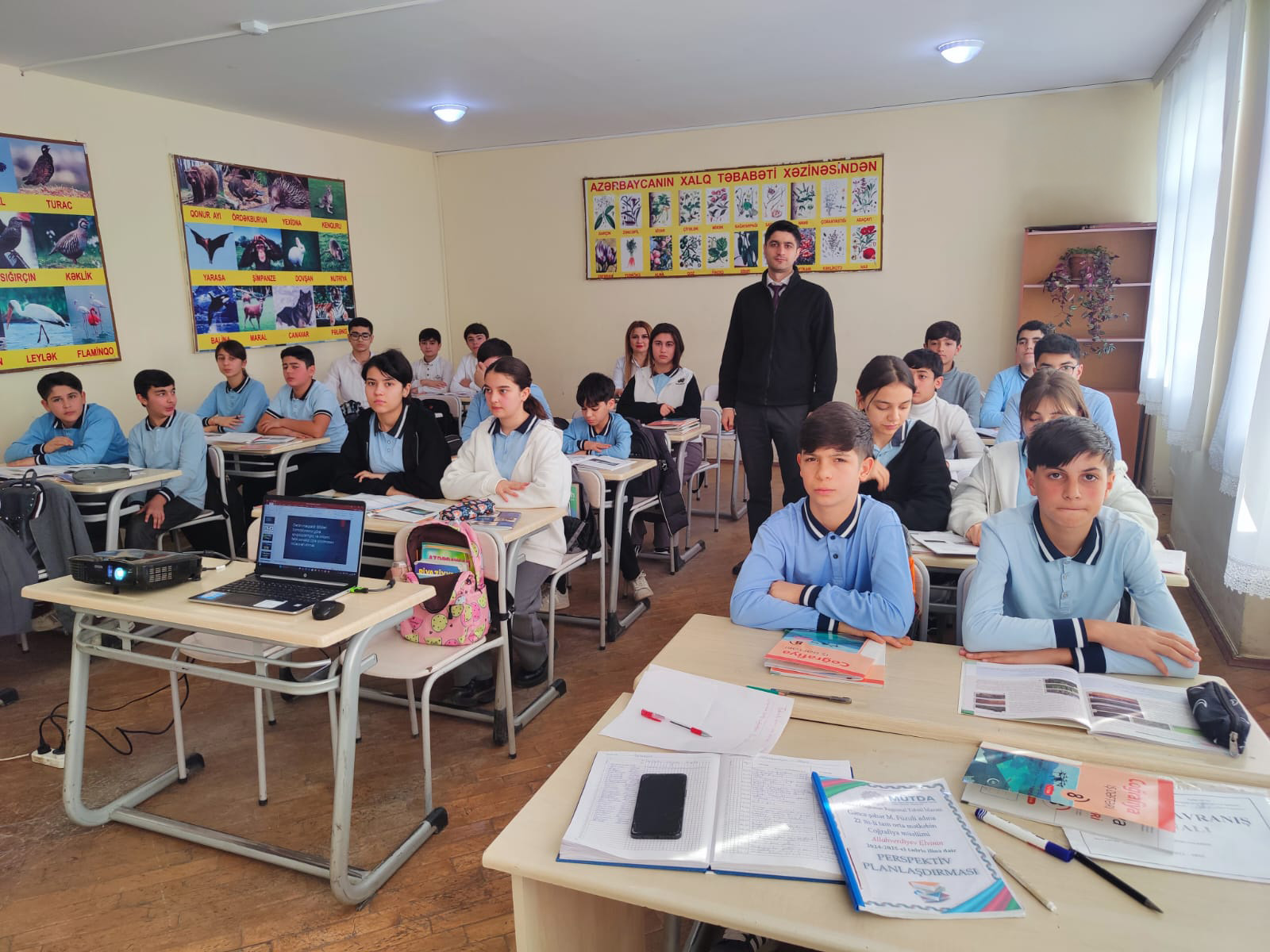 Pilot siniflərdə monitorinqlər aparılıb