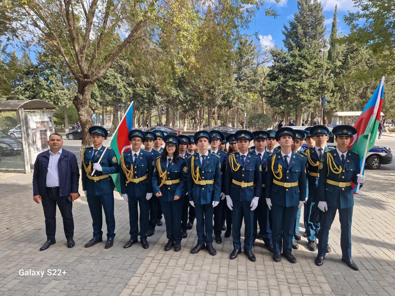 "Planım şəxsi hüquq büromu qurmaqdır” – Sosial şəbəkədə məşhurlaşan gənc