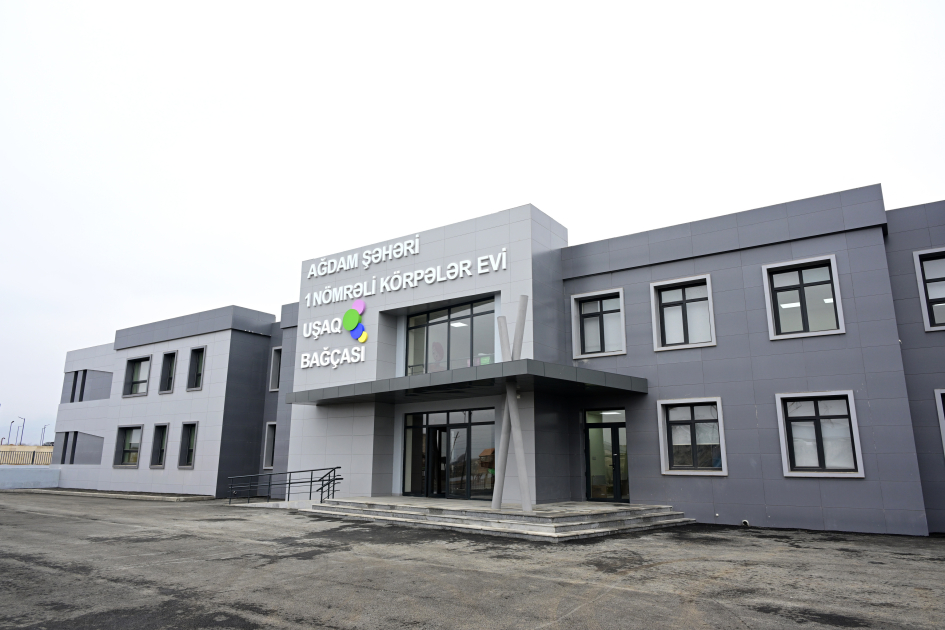 Prezident Ağdamda körpələr evi-uşaq bağçasında aparılan tikinti işləri ilə tanış olub