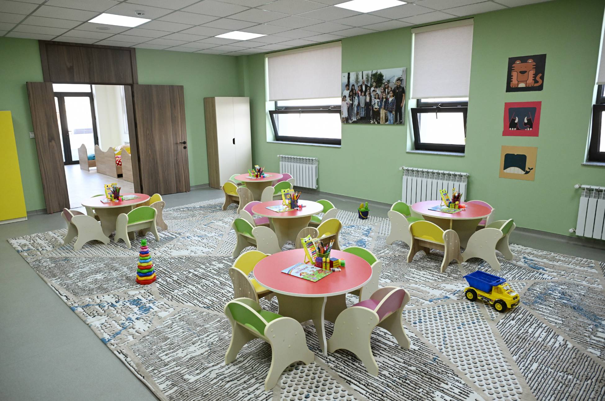 Prezident İlham Əliyev Ağdamda körpələr evi-uşaq bağçasının açılışında iştirak edib