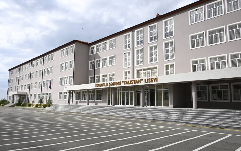 Prezident İlham Əliyev İsmayıllı şəhərində “Talıstan” liseyinin binasının açılışında iştirak edib