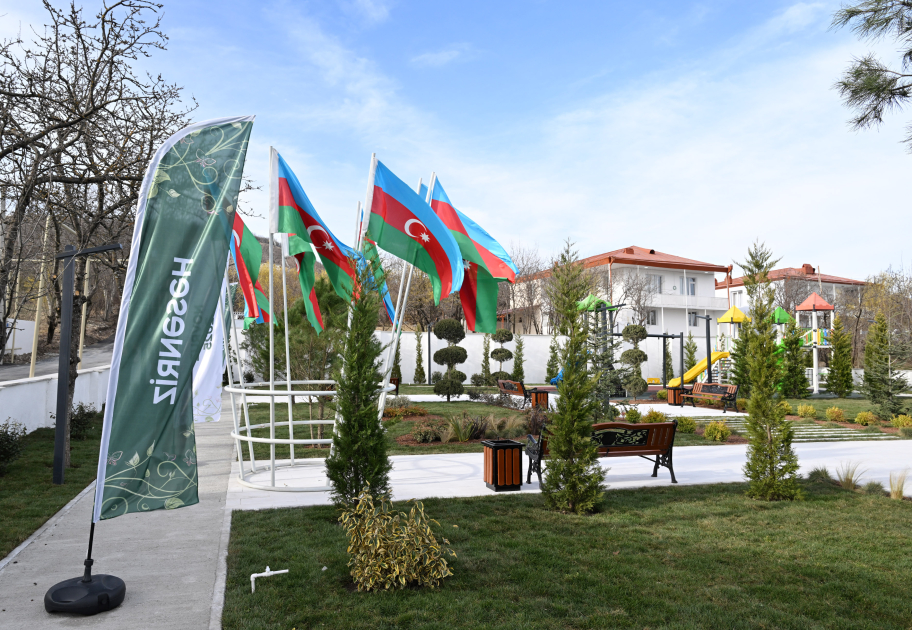 Prezident və birinci xanım Ağdərədə sakinlərlə birlikdə Novruz tonqalını alovlandırıblar