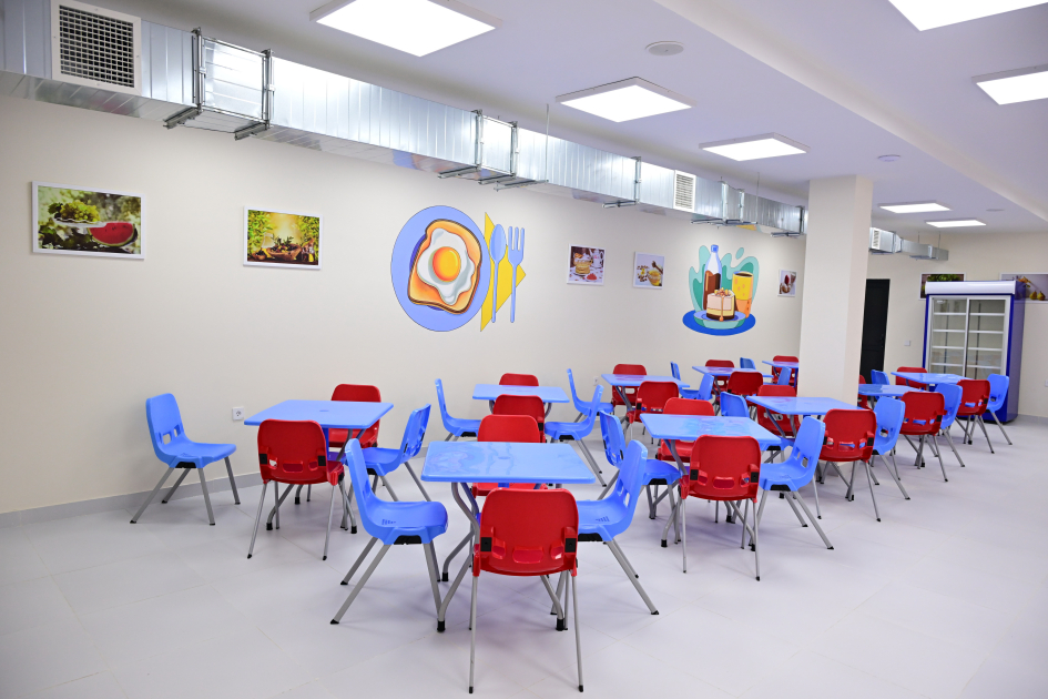 Prezident və birinci xanım Sarıcalıda məktəb və bağça açılışında iştirak ediblər