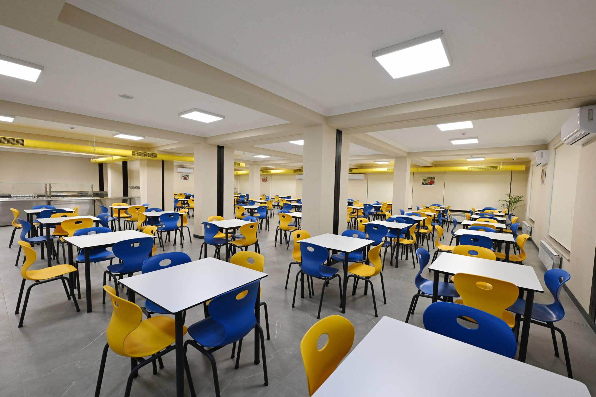 Prezident “Vətən” İdman Liseyində yaradılan şəraitlə tanış olub