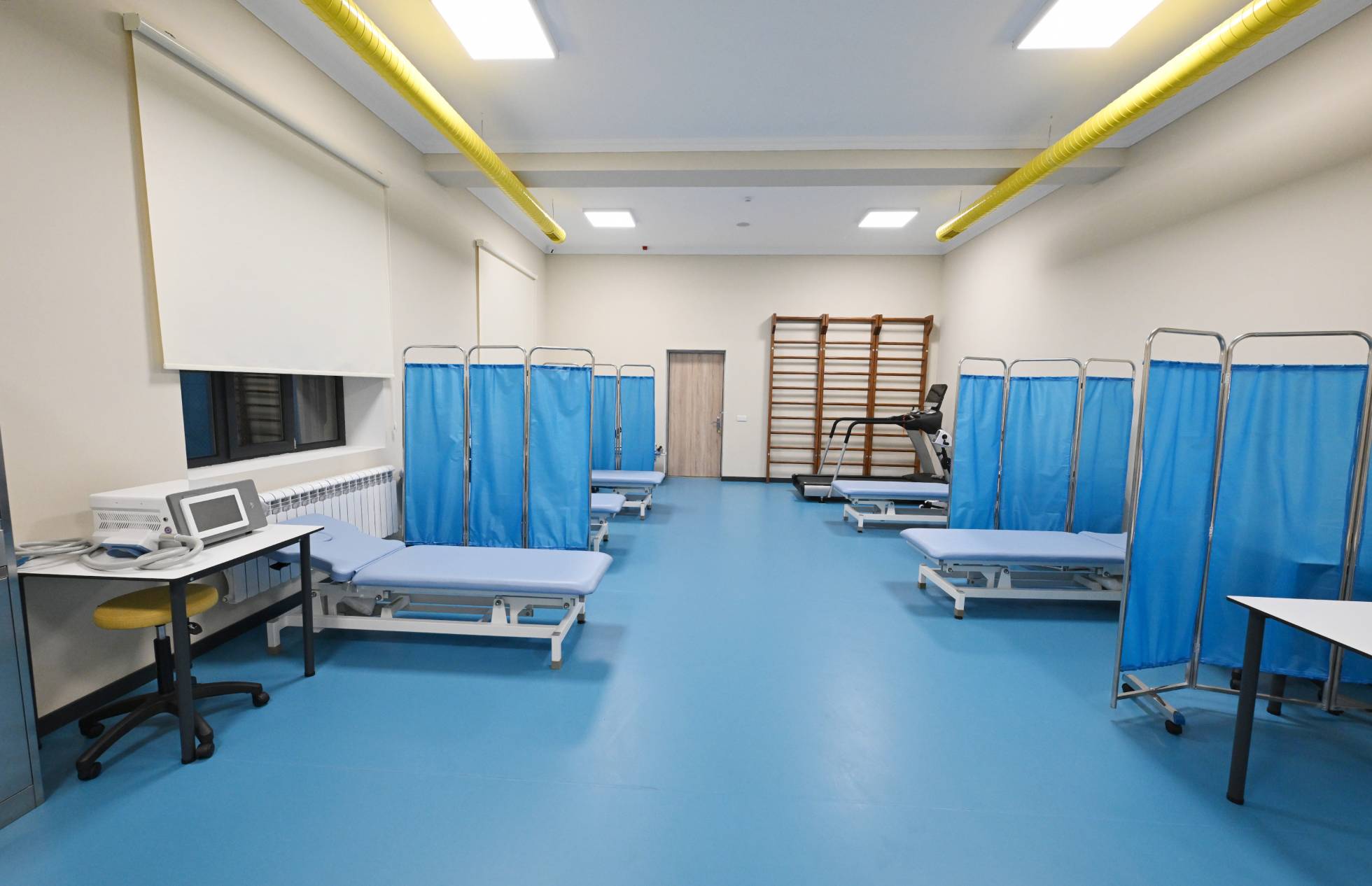 Prezident “Vətən” İdman Liseyində yaradılan şəraitlə tanış olub