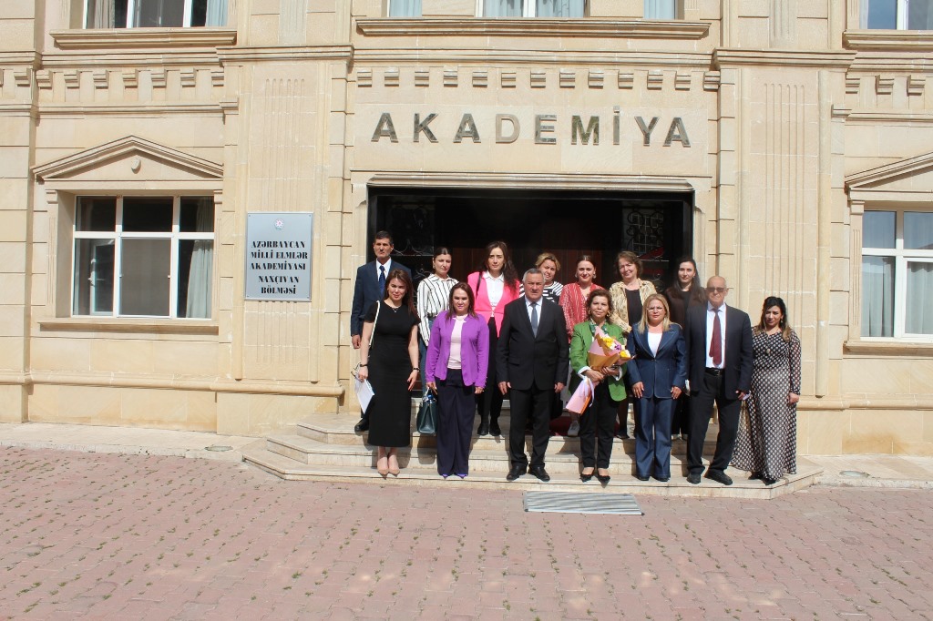 Professor Mahirə Hüseynova AMEA-nın Naxçıvan Bölməsinin qonağı olub